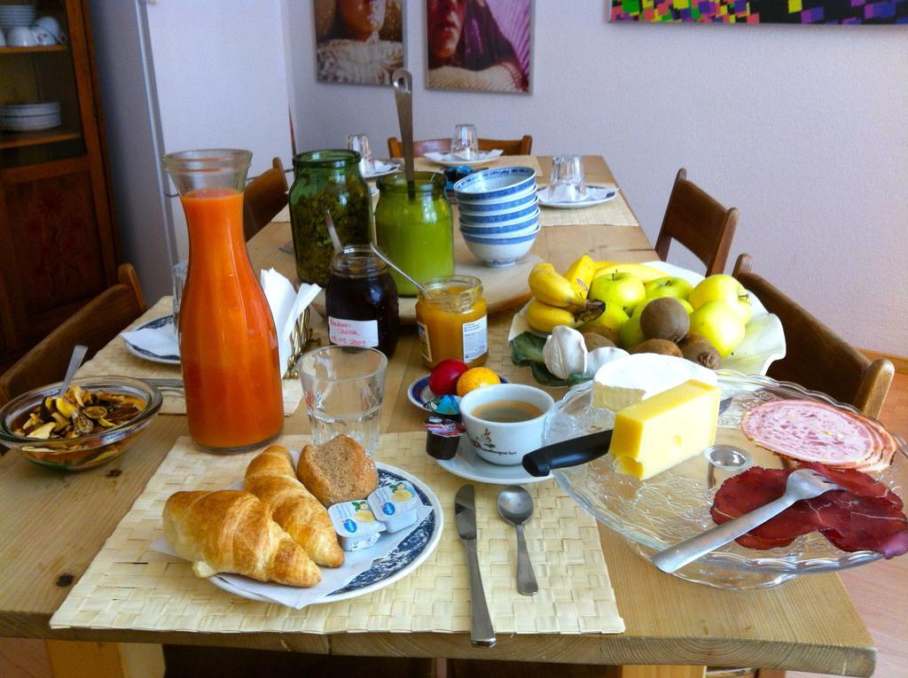Dakini'S Bed & Breakfast Zurich Ngoại thất bức ảnh