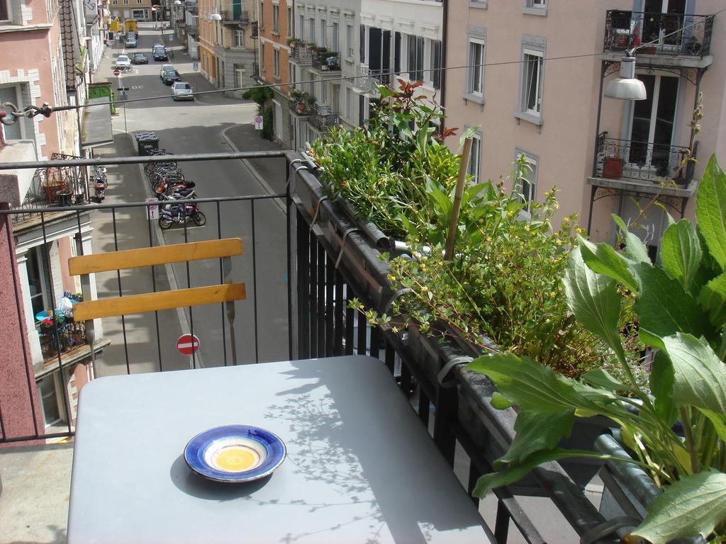 Dakini'S Bed & Breakfast Zurich Ngoại thất bức ảnh