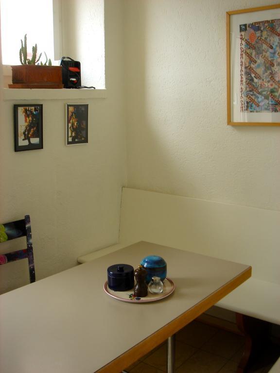 Dakini'S Bed & Breakfast Zurich Ngoại thất bức ảnh